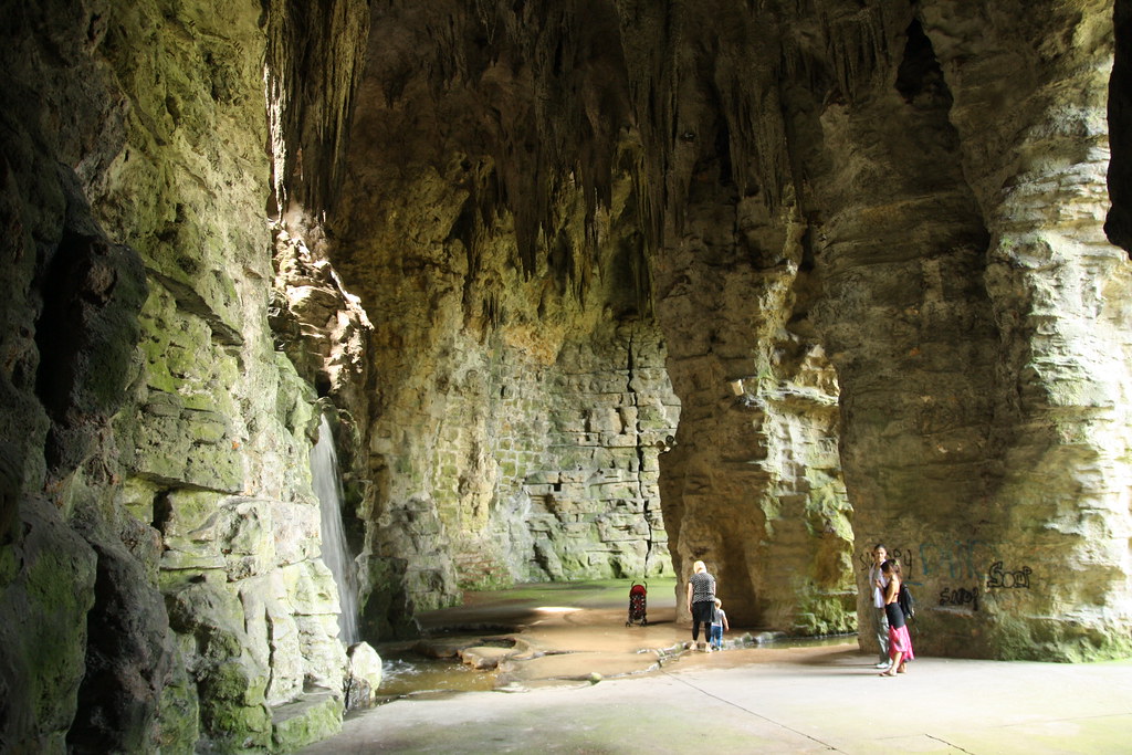 The cave of Buttes Chaumont 